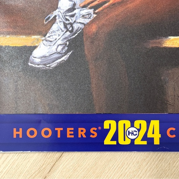 HOOTERS 2024 Calendar and Can Collie Combo Set NWT - Picture 6 of 13